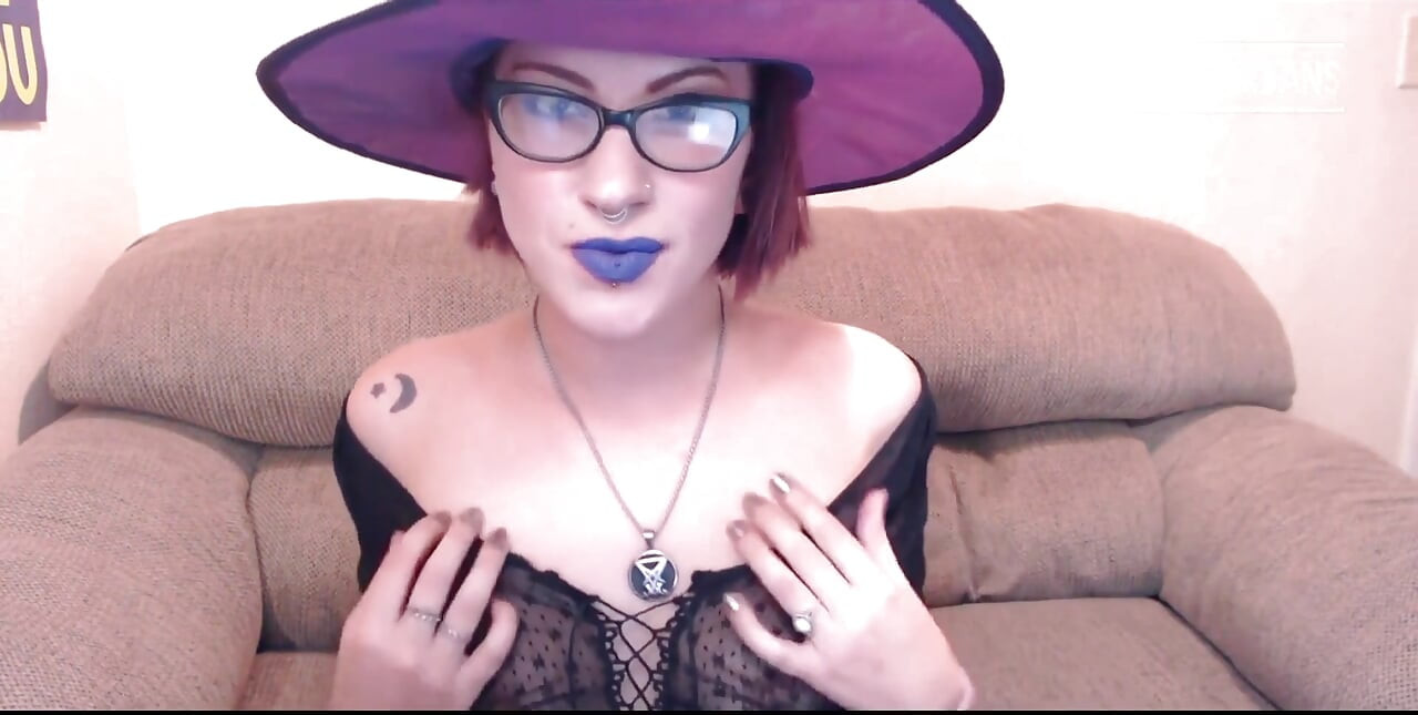 Bewitching Purple Lips