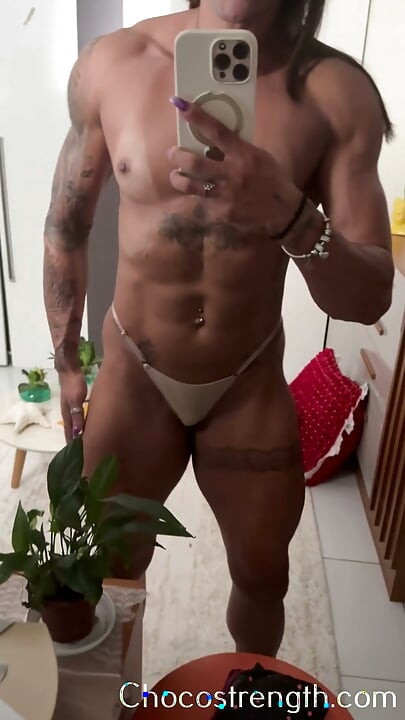 O que você acha do meu corpo brasileiro em forma?