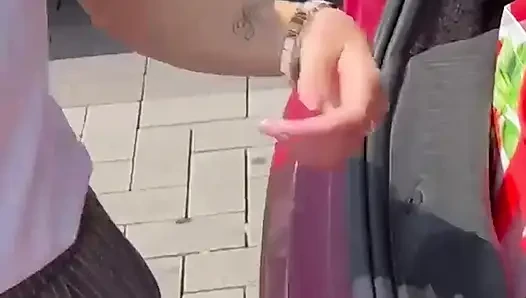 A Guy Helped Me with the Shopping, I Thanked Him with a Blowjob and a Fuck