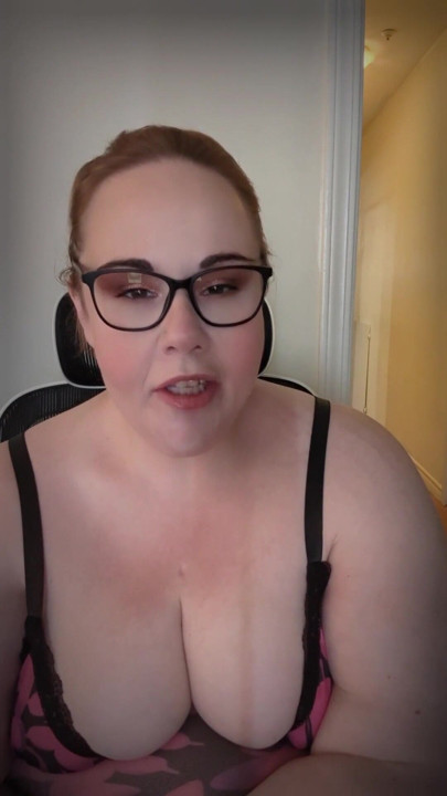 Sissy terapeut HollyLou | Clipul 1