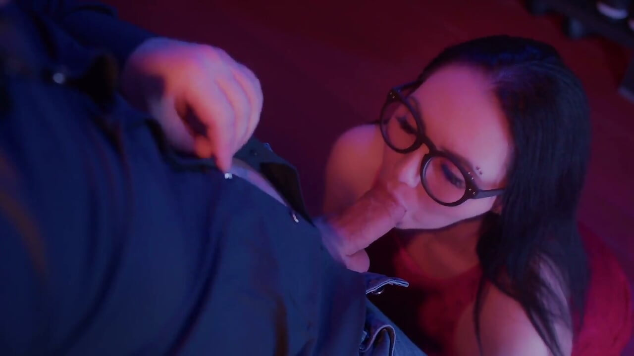Lustful Man Pissing His Slattern's and Fucks in Ass Her, and