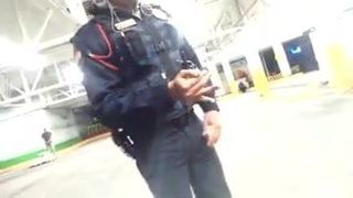 Str8 cop bulge