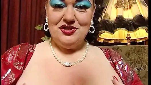 Naughty bbw is having a fun at the casting