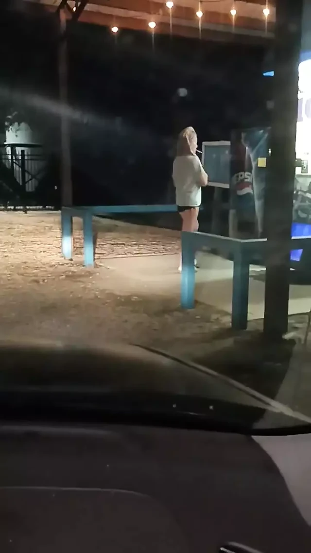 Street Vending Machine