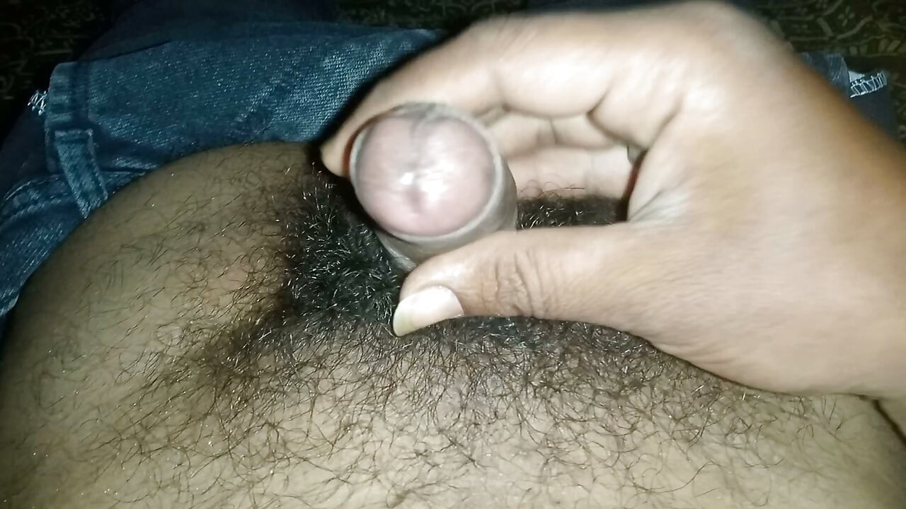 Desi boy cumshot muth maar ke pani nikal diya sex lover