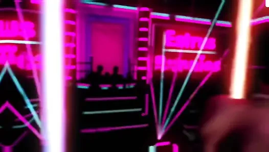 B023 drei frauen peitschen Menschensklaven in pOV