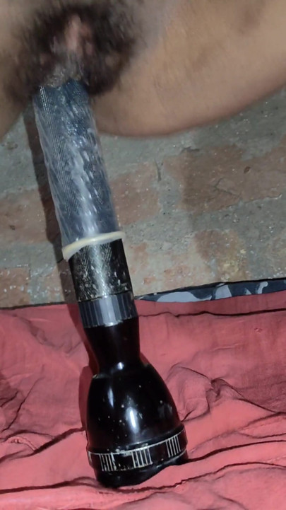 Indyjska wioska domowej roboty merried Bhabhi duży lekki seks z prezerwatywami tarch sex light sex filmy Bihar światło seks indyjski światło | Klip 1