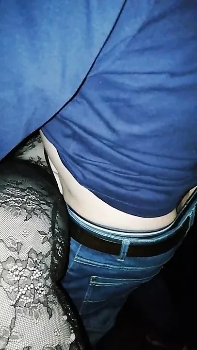 Шлюшка Biggi в кинотеатре для взрослых