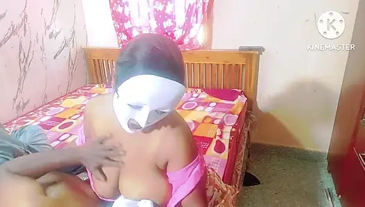 Sahiplenici azgın büyük memeli üvey anneyi emziriyor - şehvetli gerçek yüksek sesle inleyen tam tamil erotik ses