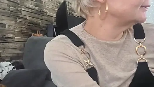 I Suck a Nice Cock and Get My MILF Slut Pussy Fucked.