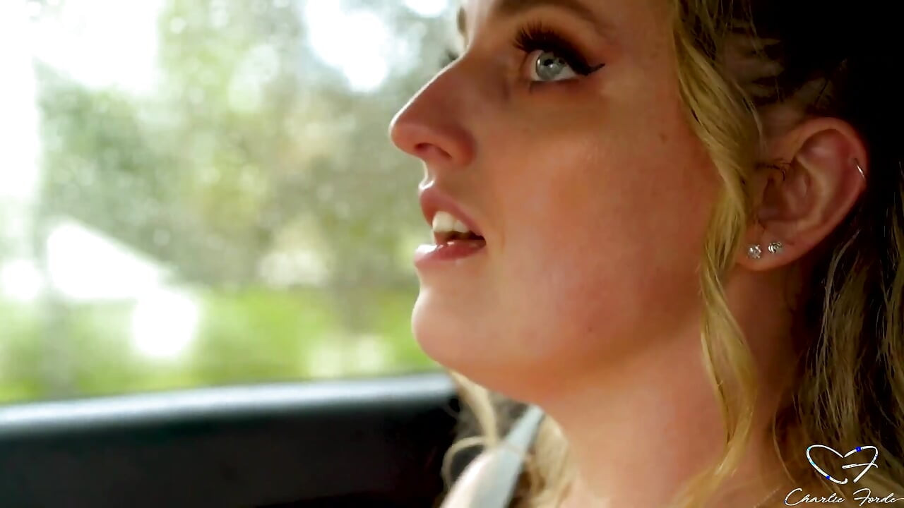 เนื้อเรื่อง Charlie Forde บนท้องถนน