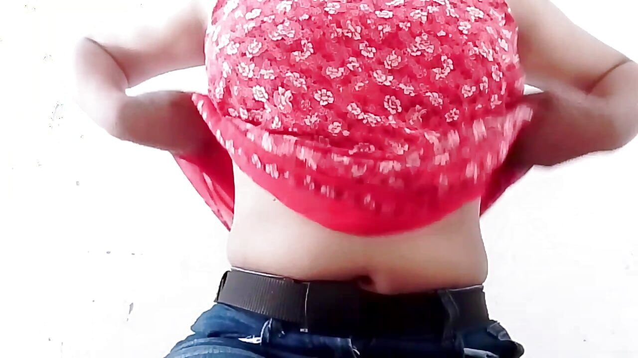 Schöne möpse in der zeit, sie ist so sexy