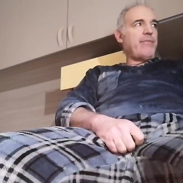 בואי תרכבי על הזין הקשה שלי!