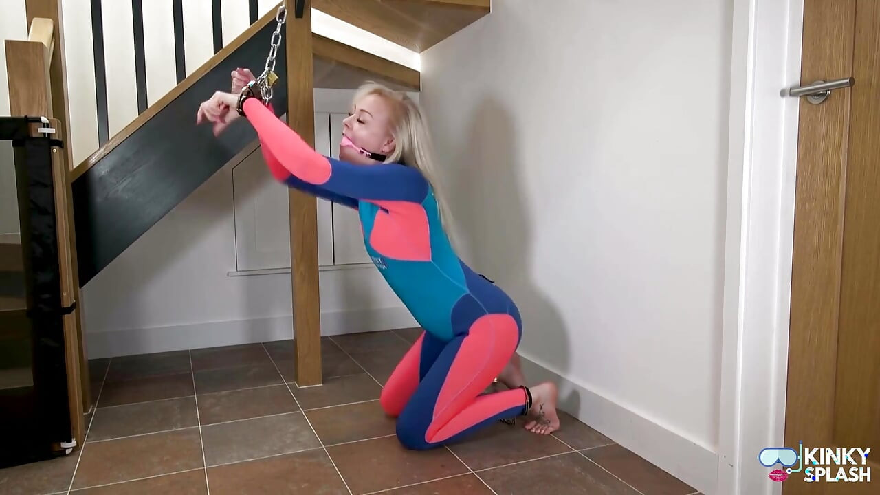 Neoprene Suit, rantai & usikan muka