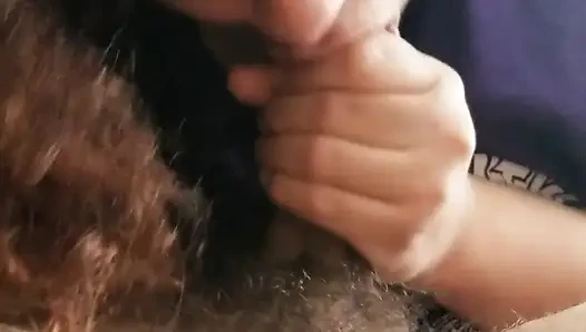 Istri latina hot nyepong kontol tetangga sambil direkam suami