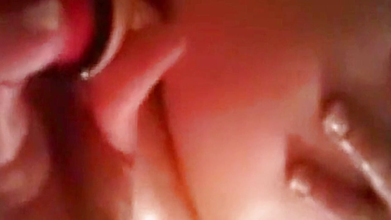 풀 버전 밀프 자위, 손가락으로 보지 후벼대며 오르가즘