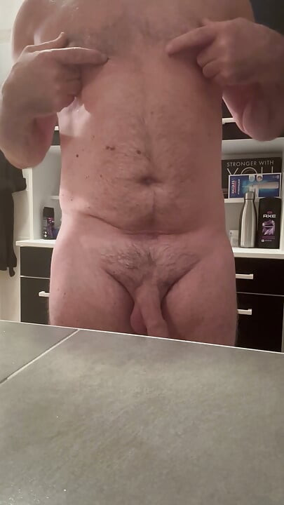 MY UNCUT IS SPITTING OUT ITS MILK TONIGHT IN THE BATHROOM