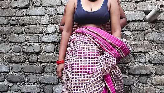 18 year old salni soni ji ko fuking Hot boobs dog position