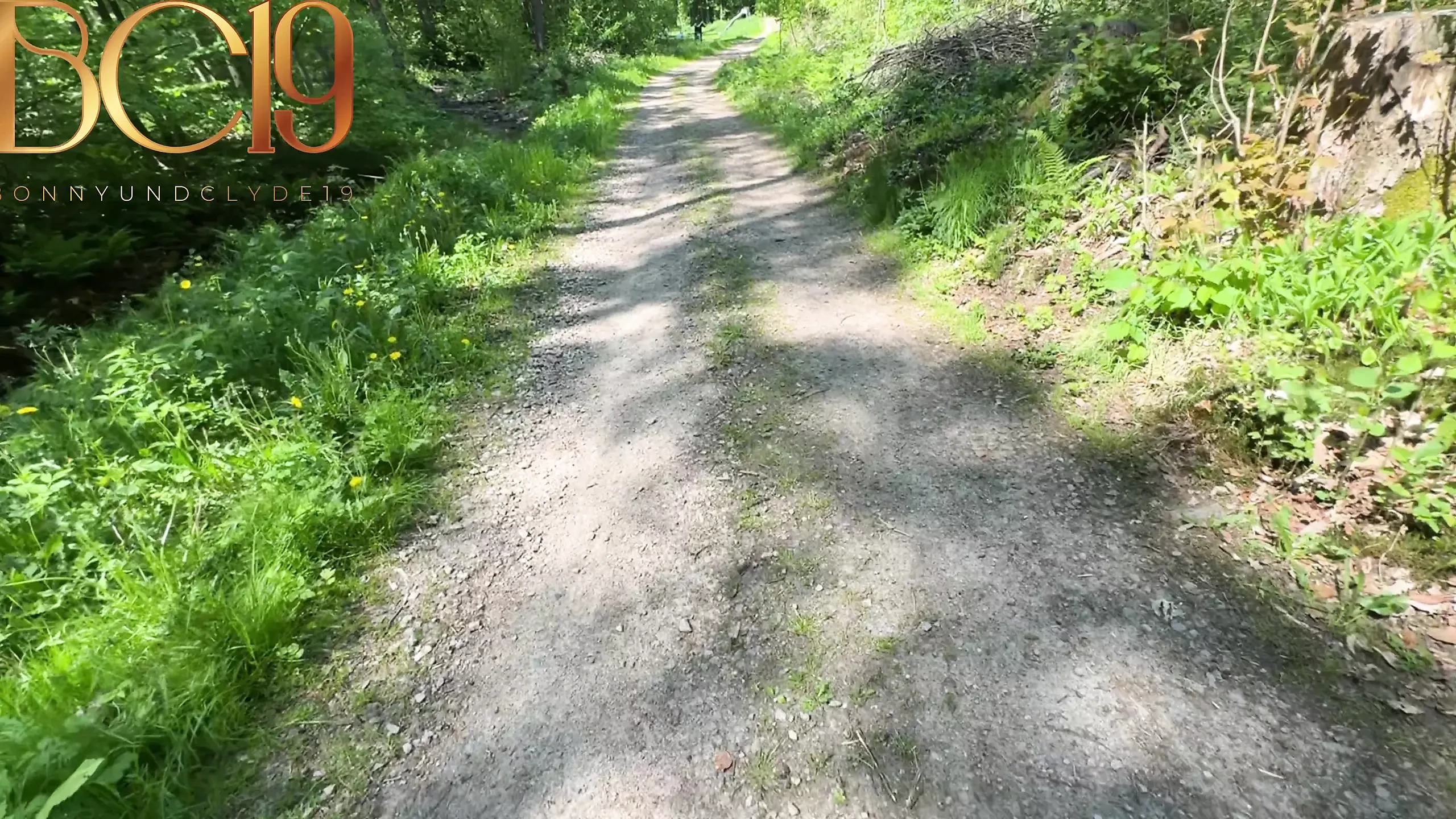 Wife was fucked and caught by unknown outdoor