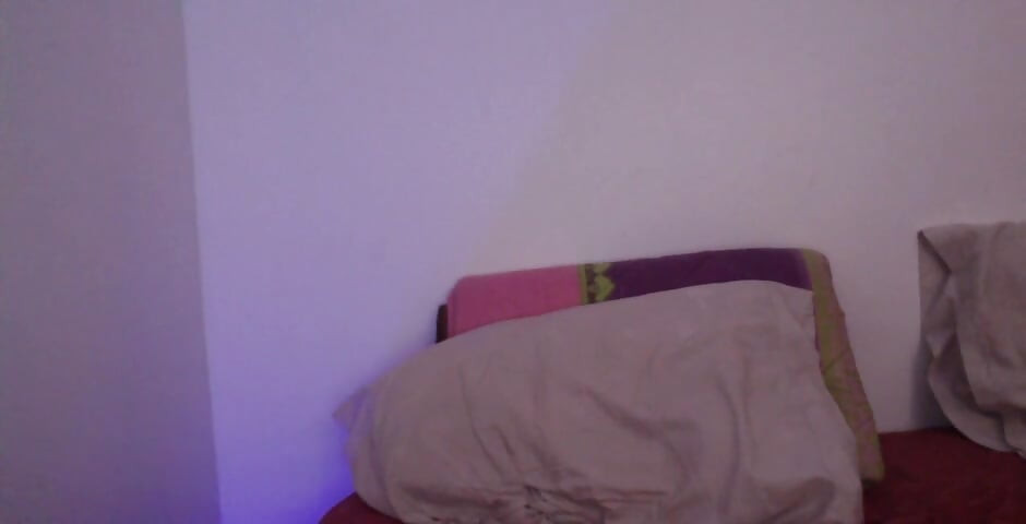 قررت تسجيل هذا الفيديو من كاميرا الويب الخاصة بي من أجلك