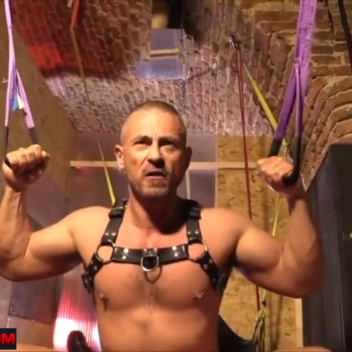 Hardkinks - An intense fisting session
