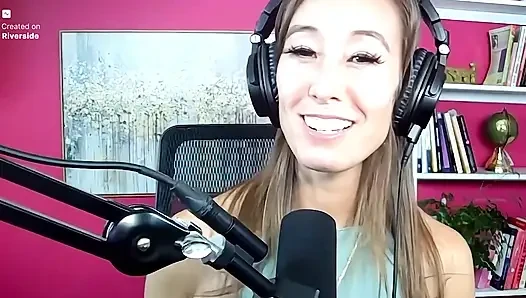 Trikepatrol röportajı - Christy Love (papaz, yetişkin sanatçı ve komedyen!)