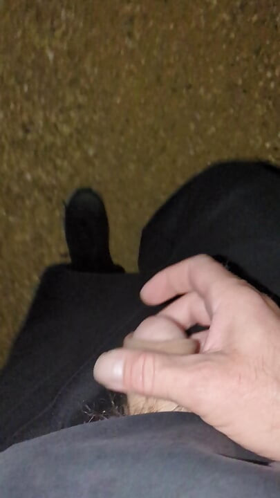 Jerk off Outdoors