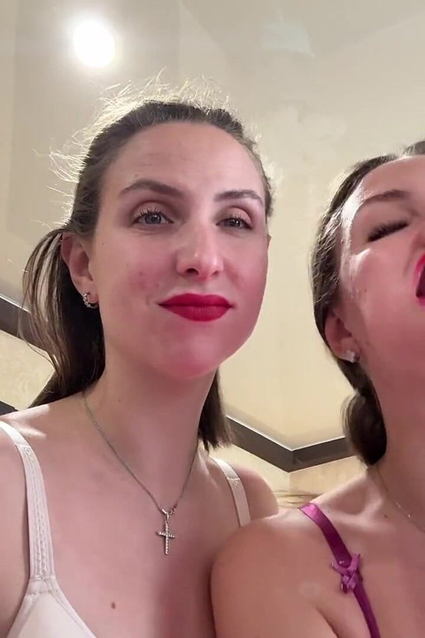 Twins Puff Face Play POV