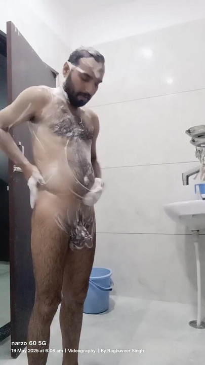 Must-see moment from "Desi boy Jaipur Rajasthan"