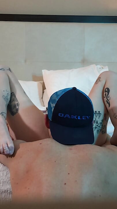 Une petite de 20 ans super sexy se fait baiser - compilation 8