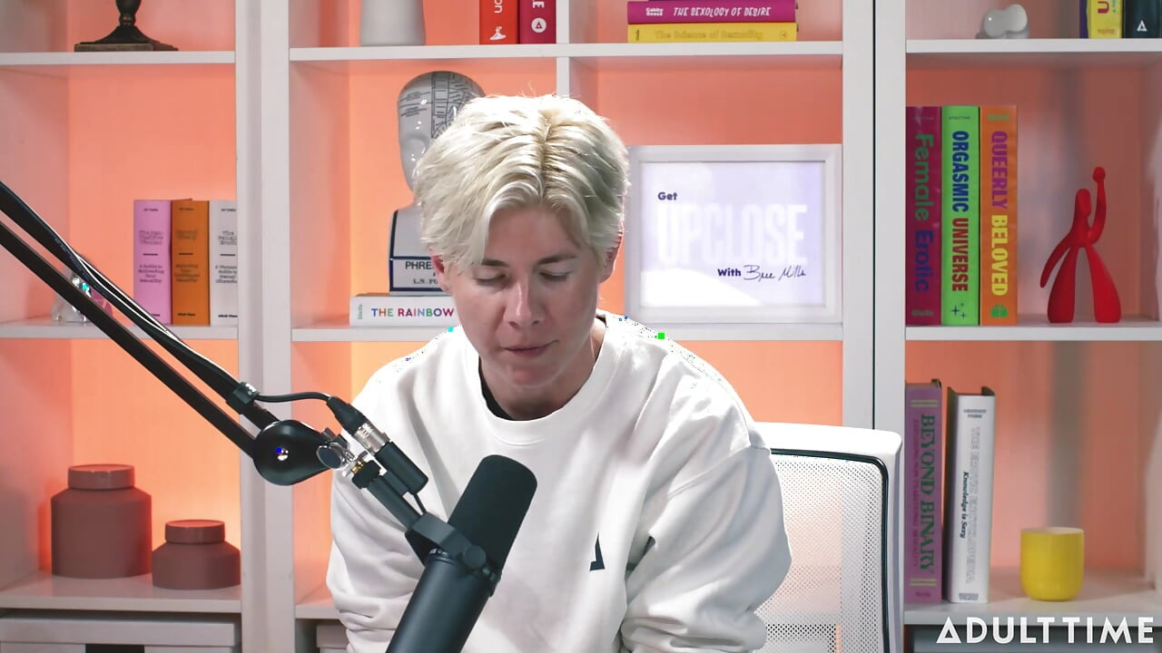 Chanel Camryn: Regina tremurului. Podcast-ul pentru adulți