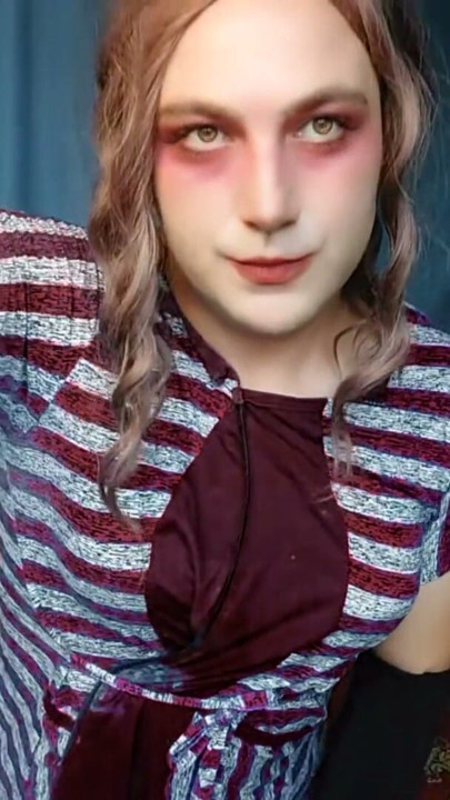 HOT FEMBOY BIG BUTT COLLEGE TEEN GIRLY DRESSED CUTE MODEL CROSSDRESSER KITTY AT HOME TRYING DRESSED AND MAKING SEXUAL PERFORM | Clip 1