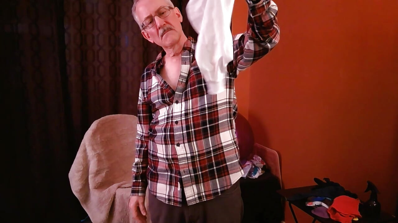 149) Two Giant Round Balloons, One 17" Round Balloon Pop Fun