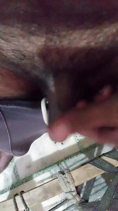 Mera pyasa lund dhund raha hai rasili choot teri aa jao jise choot me under lena hai lund mera