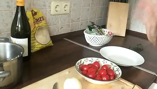 Готовлю голышом