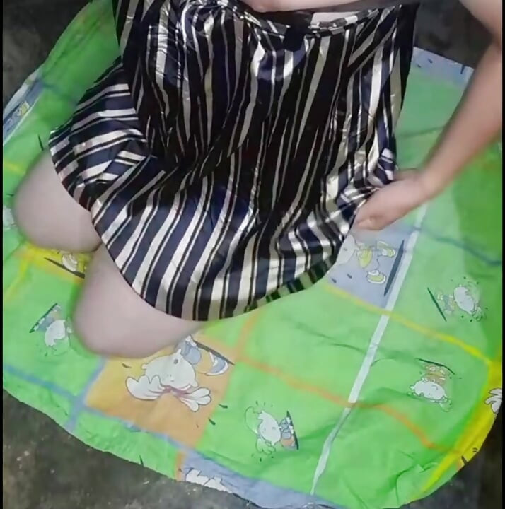 Gadis chindo porno indo mengirim pap dari memeknya ke pacar