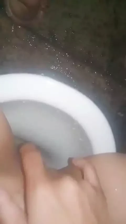 Pinaymasturbate