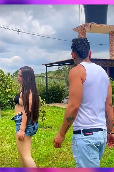 Eu convido meu amigo da faculdade para visitar a fazenda dos meus tios e o desgraçado me fode e goza na minha cara sem piedade
