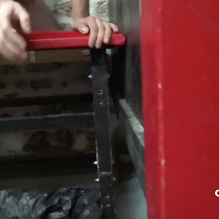 菲利普被Koldo Goran无鞍性交
