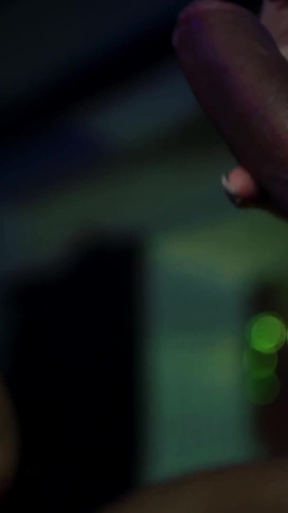 Lucy Devine bliver kneppet af en sexet fyr på hotellet