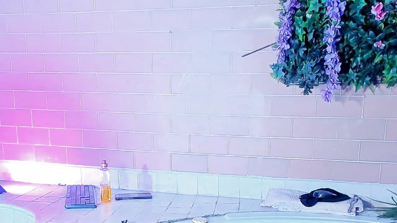 오일로 마사지와 자위