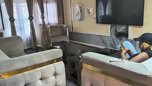 I Found My Stepdaughter with Her Pussy Exposed in the Living Room, so I Gave Her a Creampie