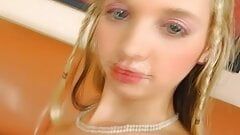 Delgada adolescente alemã recebe sua boca cheia de porra