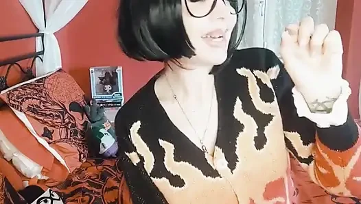 Cewek raksasa ini benar-benar cantik dan sadis, ngidam ditolak