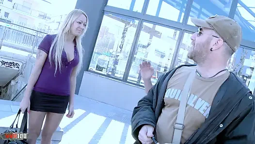 Fist fucking and sodomy in the pick up truck with Spanish Milf Tamara Dix