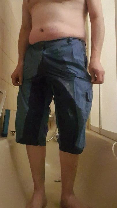 Wetting shorts