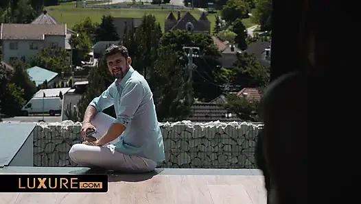 A friendship without taboos