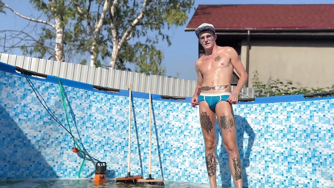 #380 Huge Boss Fucked a Cute Guy Right in the Pool While None of the Neighbors Saw