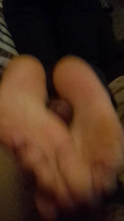 Solejob footjob with manon