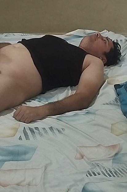 Tinder Girl Rides My Cock Without a Condom